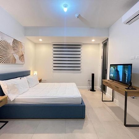 Parkhurst Lux Condo Near Devon House Kingston Buitenkant foto