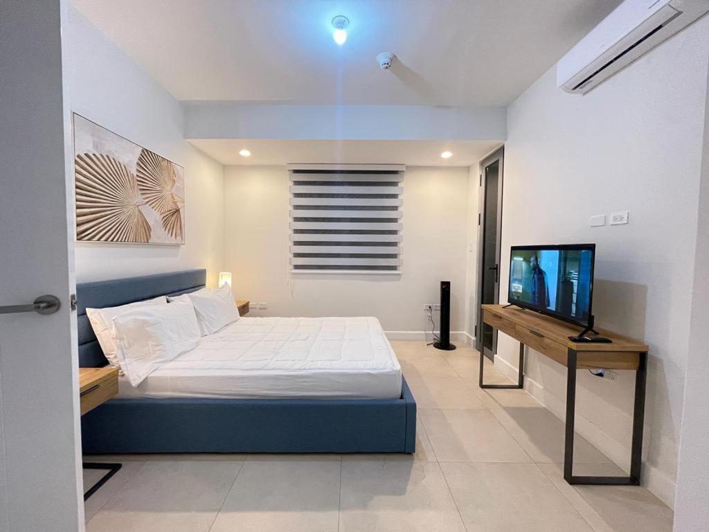 Parkhurst Lux Condo Near Devon House Kingston Buitenkant foto